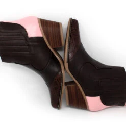 MADDIE 60 Edicion Limitada - Chocolate Y Rosa Romero Zapato Bota Botin Tacon Bajo Para Dama En Piel -Ofertas Pasos Y Bolsos Tienda Maddioechocolaterosa 7