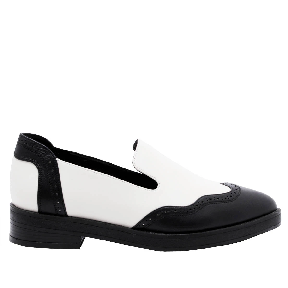 ISABEL 35 - Blanco Y Negro Regina Romero Zapato Mocasin Urbano Sport Para Dama En Piel 1 ISABEL 35 - Blanco Y Negro Regina Romero Zapato Mocasin Urbano Sport Para Dama En Piel