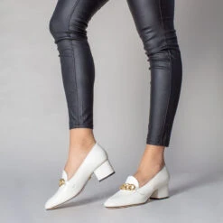 KALI 40 - Blanco Regina Romero Zapato Zapatilla Tacon Bajo Para Dama En Piel -Ofertas Pasos Y Bolsos Tienda Regina Romero Zapatilla Mocasin Kali 40 Piel Blanco 8