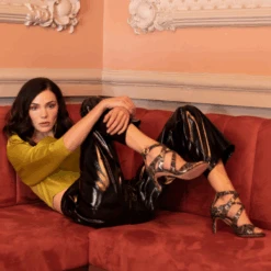 NOAH 85 - Negro Metalico Regina Romero Zapato Sandalia Zapatilla Tacon Alto Para Dama En Piel -Ofertas Pasos Y Bolsos Tienda Regina Romero Zapatilla Sandalia Noah 85 Piel Cobra Uva 7 6dd0ec6a 35fd 46c1 8d98 5ee84878b26f