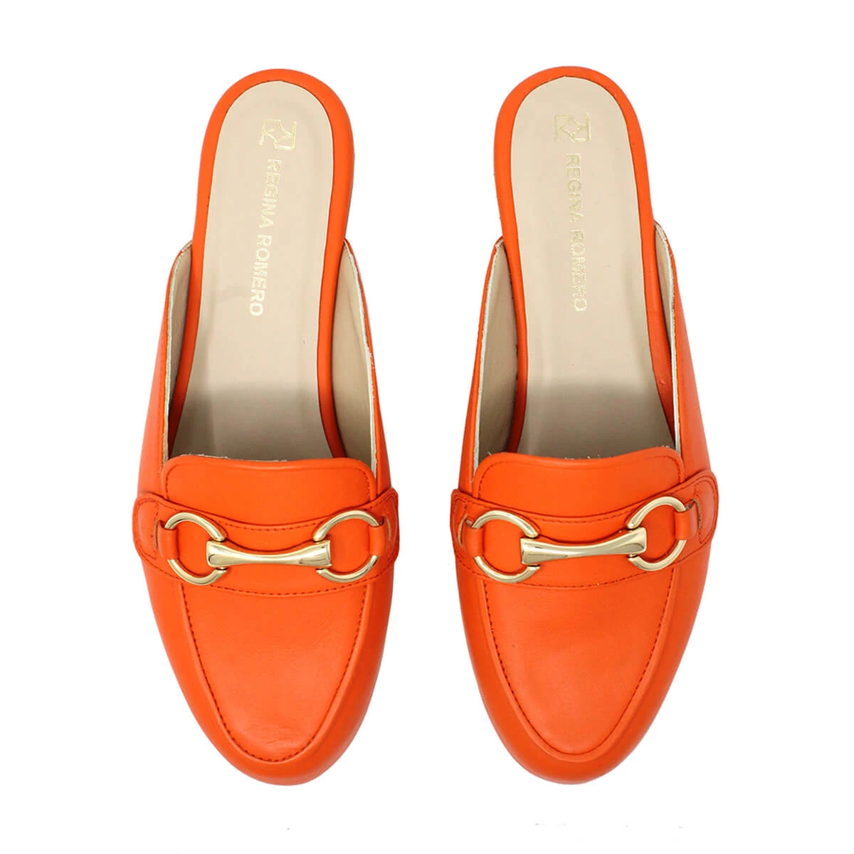CINDY - Mandarina Regina Romero Zapato Flat Mule De Piso Para Dama En Piel 3 CINDY - Mandarina Regina Romero Zapato Flat Mule De Piso Para Dama En Piel - Imagen 3