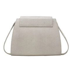 AIMEE - Crema Regina Romero Accesorio Bolso Para Dama En Piel 8 AIMEE - Crema Regina Romero Accesorio Bolso Para Dama En Piel -Ofertas Pasos Y Bolsos Tienda Regina Romero accesorios bolso Aimee lizard crema piel 3
