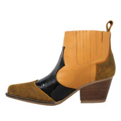 MADDIE 60 Edicion Limitada - Charol Negro Y Miel Regina Romero Zapato Bota Botin Tacon Bajo Para Dama En Piel -Ofertas Pasos Y Bolsos Tienda Regina Romero bota botin Maddie miel charol negro 3