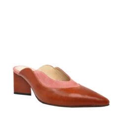 LUNA 50 - Caramelo Y Rosa Regina Romero Zapato Zapatilla Mule Tacon Bajo Para Dama En Piel -Ofertas Pasos Y Bolsos Tienda Regina Romero zapatilla mule destalonado tacon bajo Luna 50 caramelo rosa piel 2 4bce707f bab0 4721 95fd fa09d9f67203