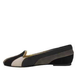 GILDA - Negro Y Chai Regina Romero Zapato Flat Balerina De Piso Para Dama En Piel -Ofertas Pasos Y Bolsos Tienda Regina Romero zapato flat balerina Gilda negro piel 3 6c036e49 d1b9 4623 825b fe574bd00094