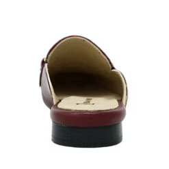 CINDY - Vino Regina Romero Zapato Flat Mule De Piso Para Dama En Piel -Ofertas Pasos Y Bolsos Tienda Regina Romero zapato zueco Cindy piel Vino 5 e7e4f126 9726 4096 b0df 4154a244c442